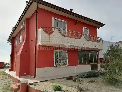 Villa in vendita a Rosolina