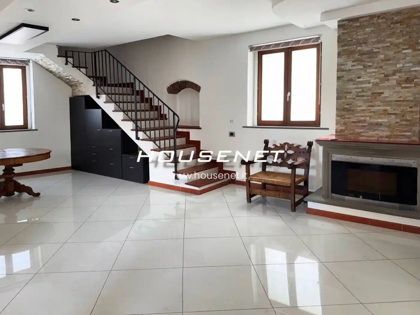 Casa indipendente in vendita a Prato