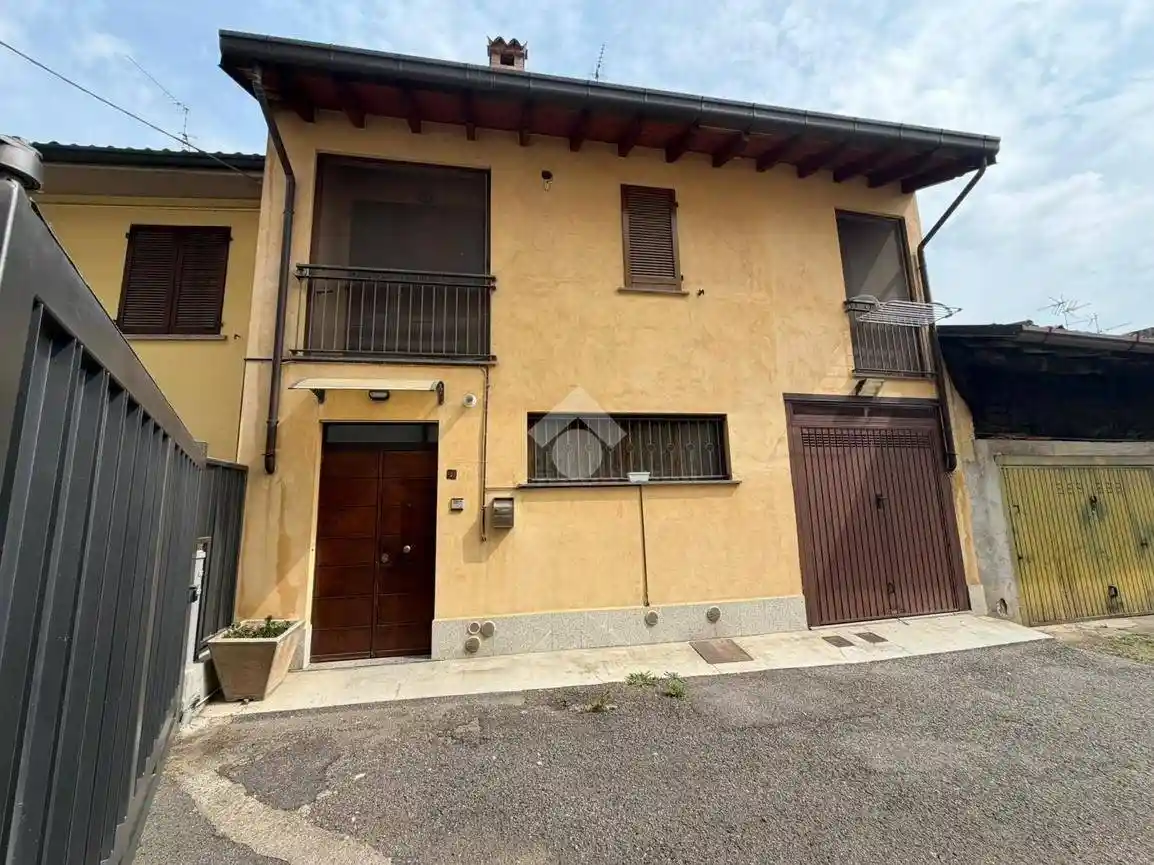 Casa indipendente in vendita a Pontirolo Nuovo