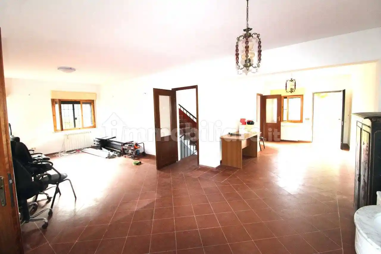 Villa in vendita a Campagnano di Roma