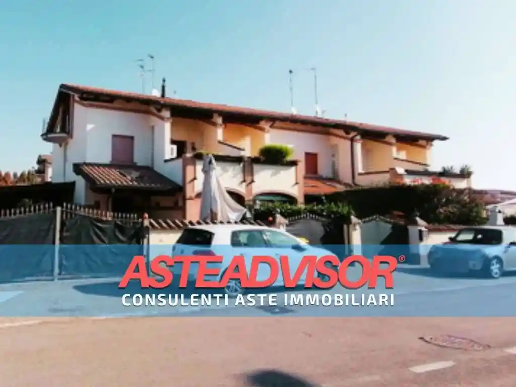 Villetta a schiera in vendita a Parma