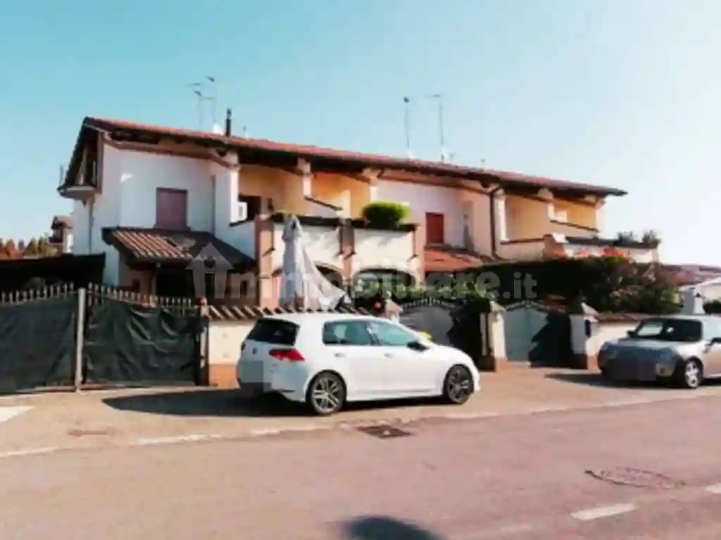 Villetta a schiera - foto 2