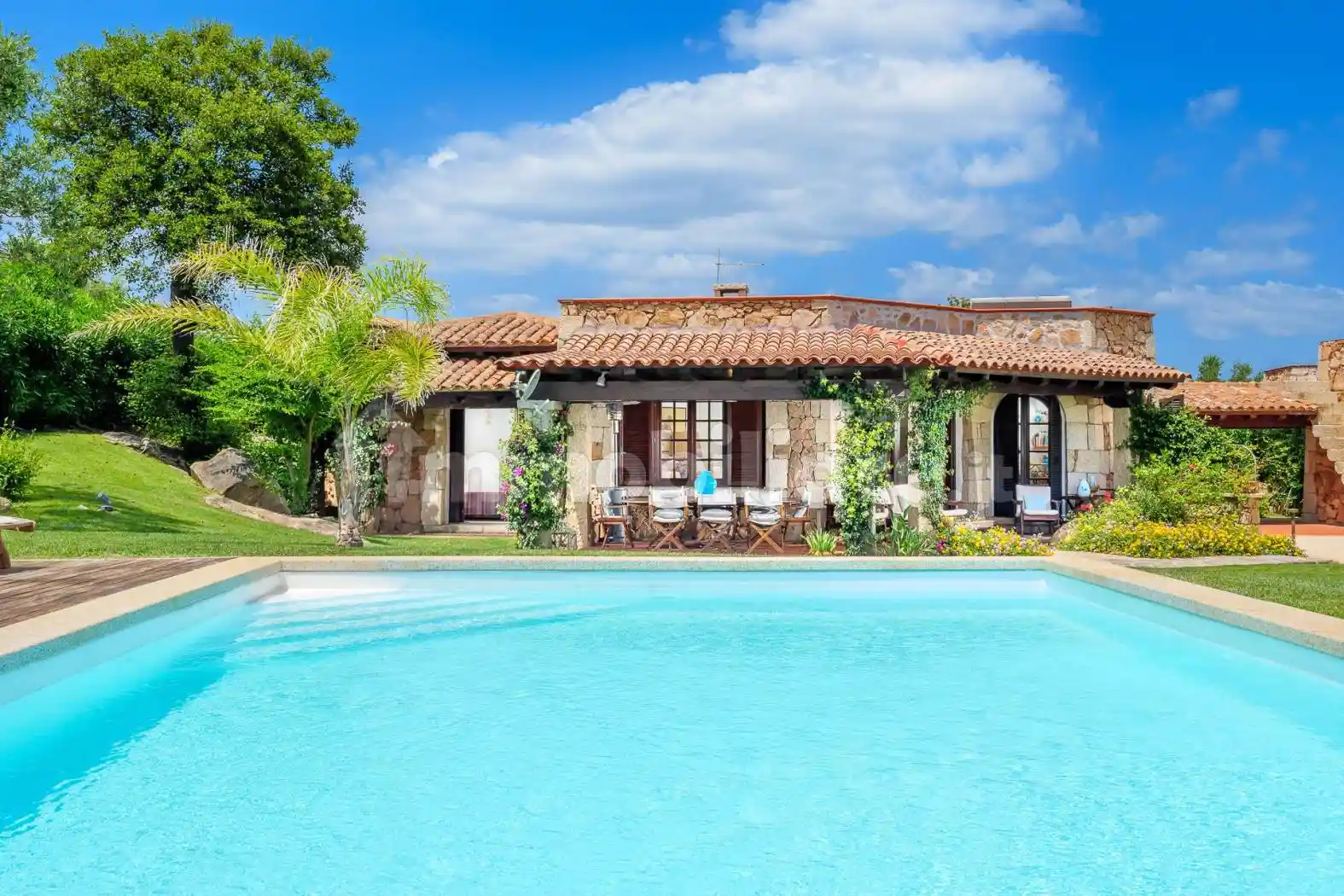 Villa in affitto a San Teodoro