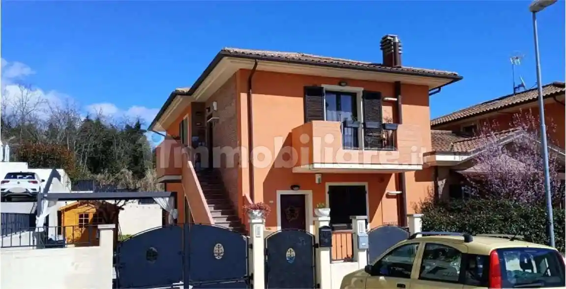 Appartamento in vendita a Colli al Metauro