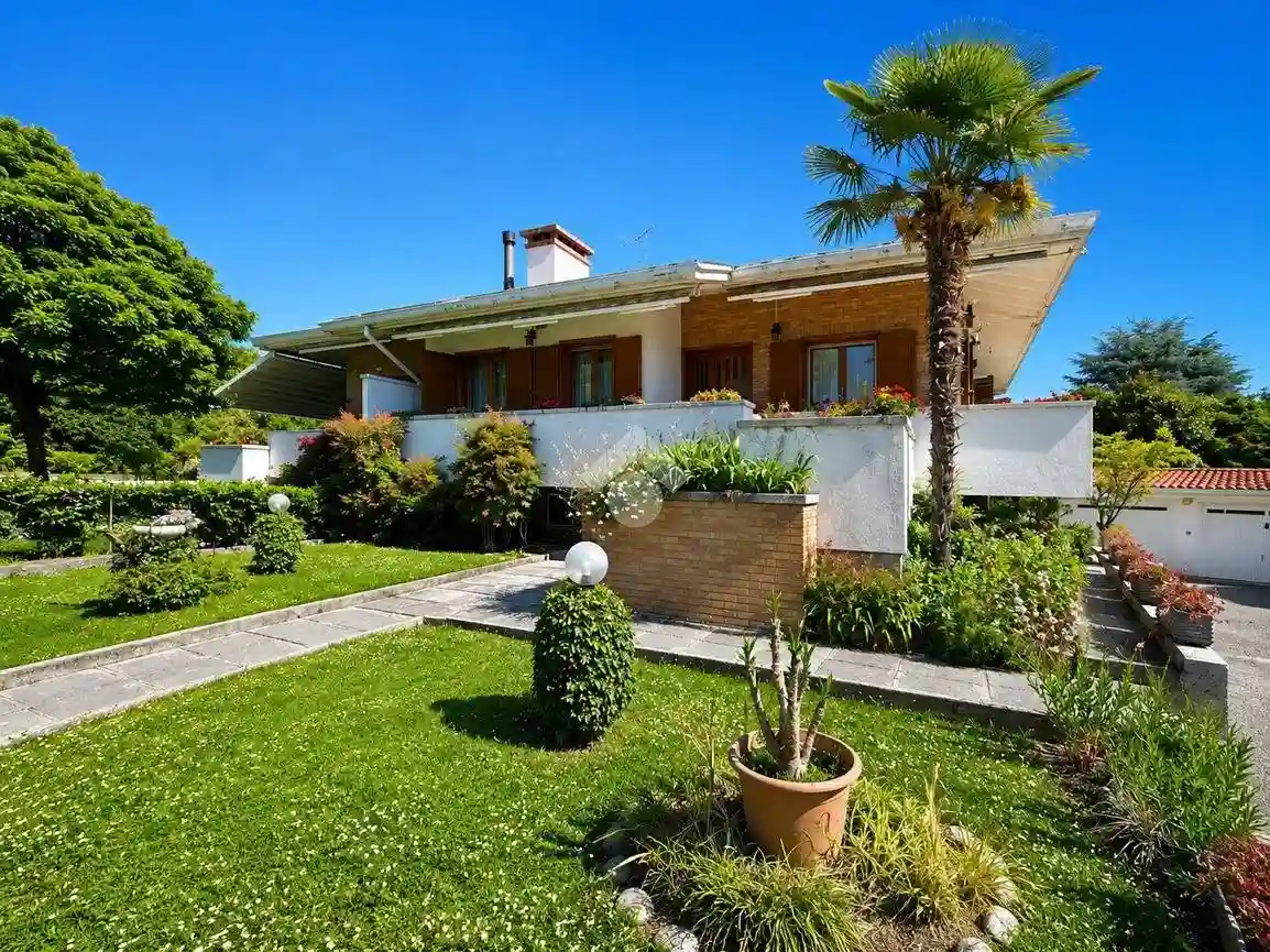 Villa - foto 3
