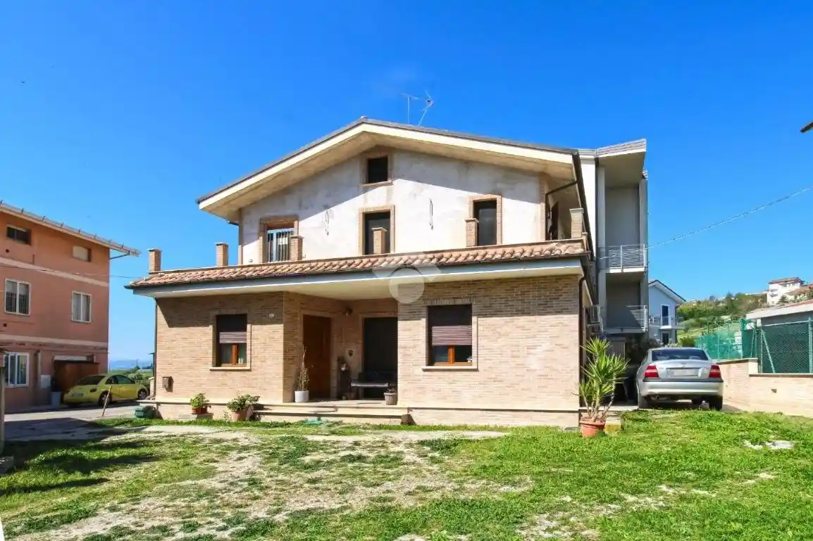 Appartamento in vendita a Monte Urano