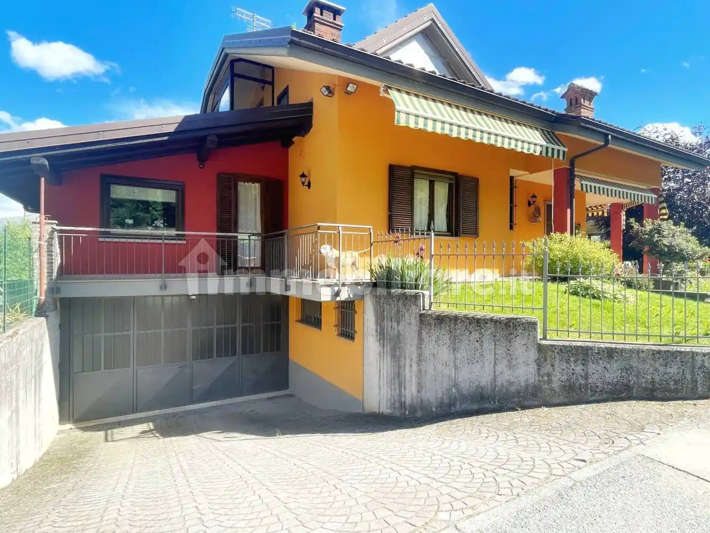 Villa in vendita a Borgo San Dalmazzo