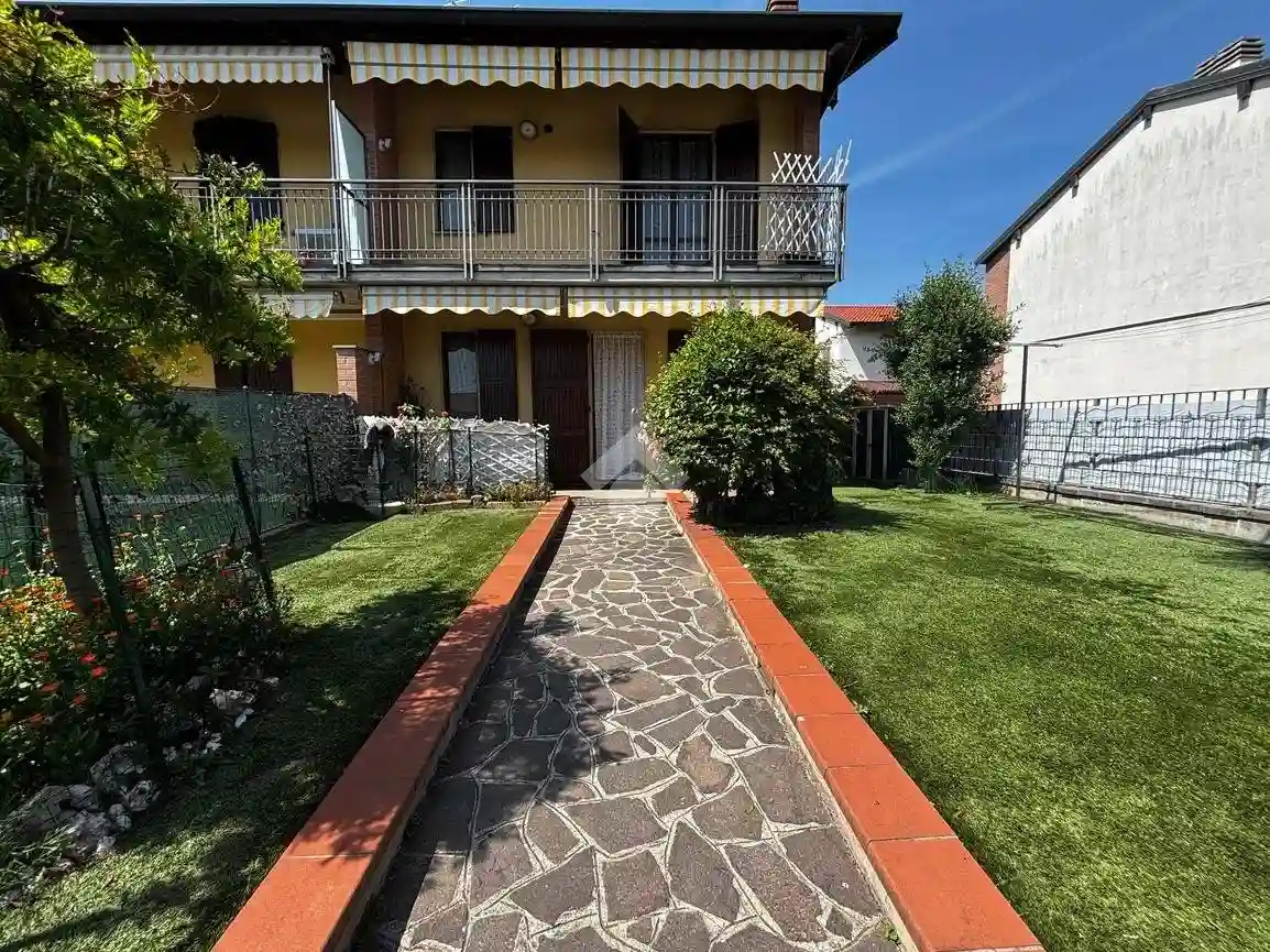 Villetta a schiera - foto 2