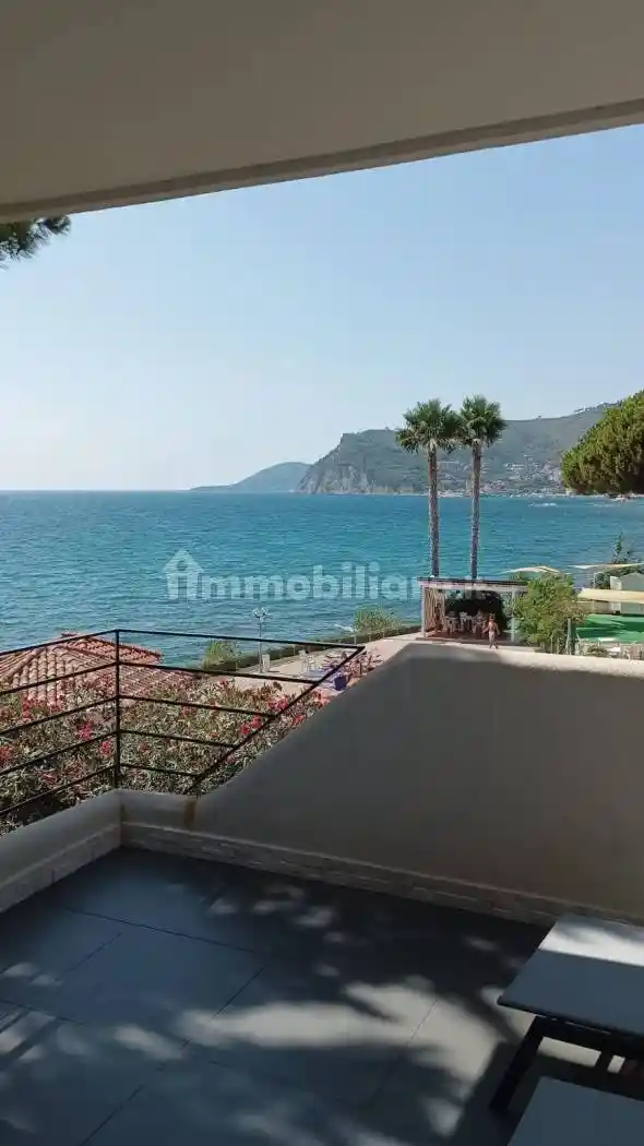 Appartamento in vendita a Montecorice