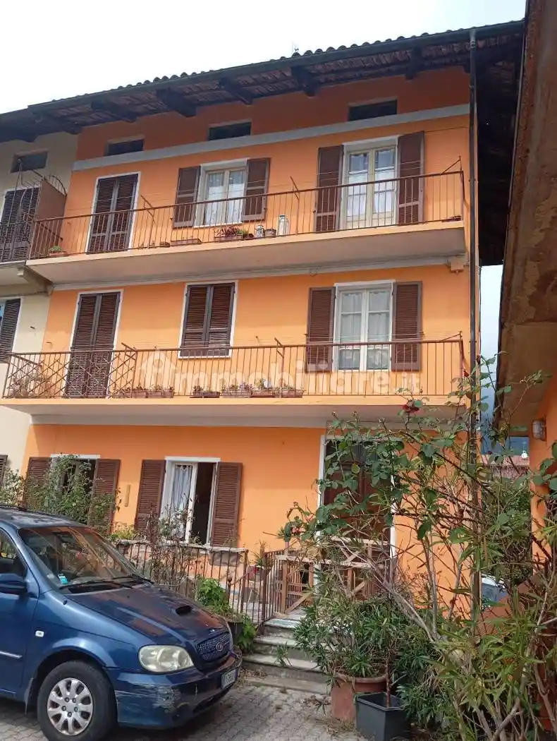 Casa indipendente in vendita a Valdilana