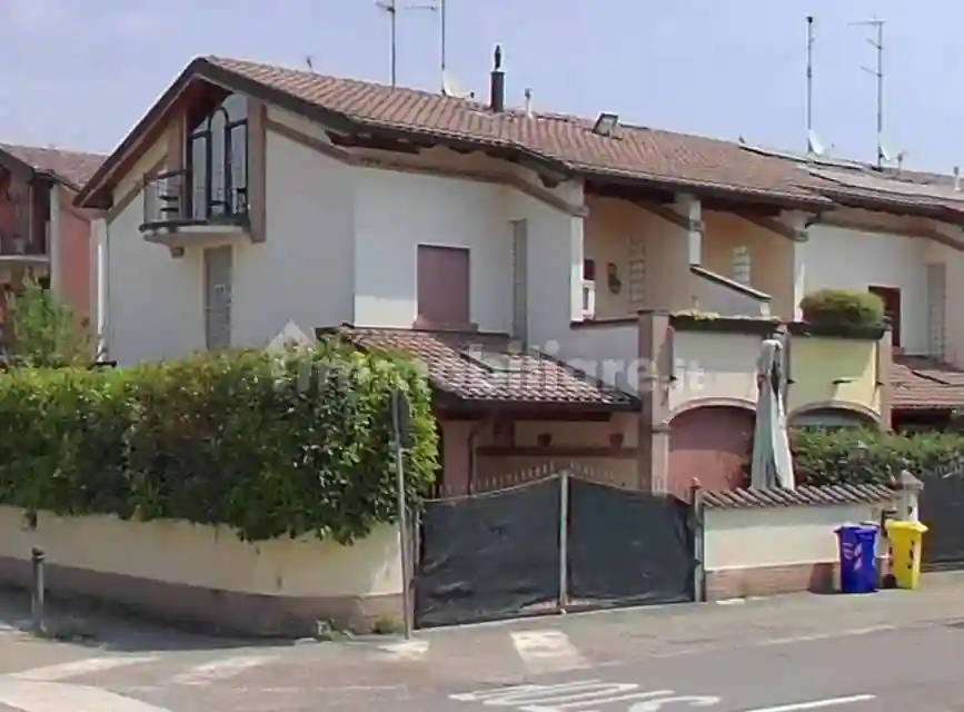 Villetta a schiera - foto 2