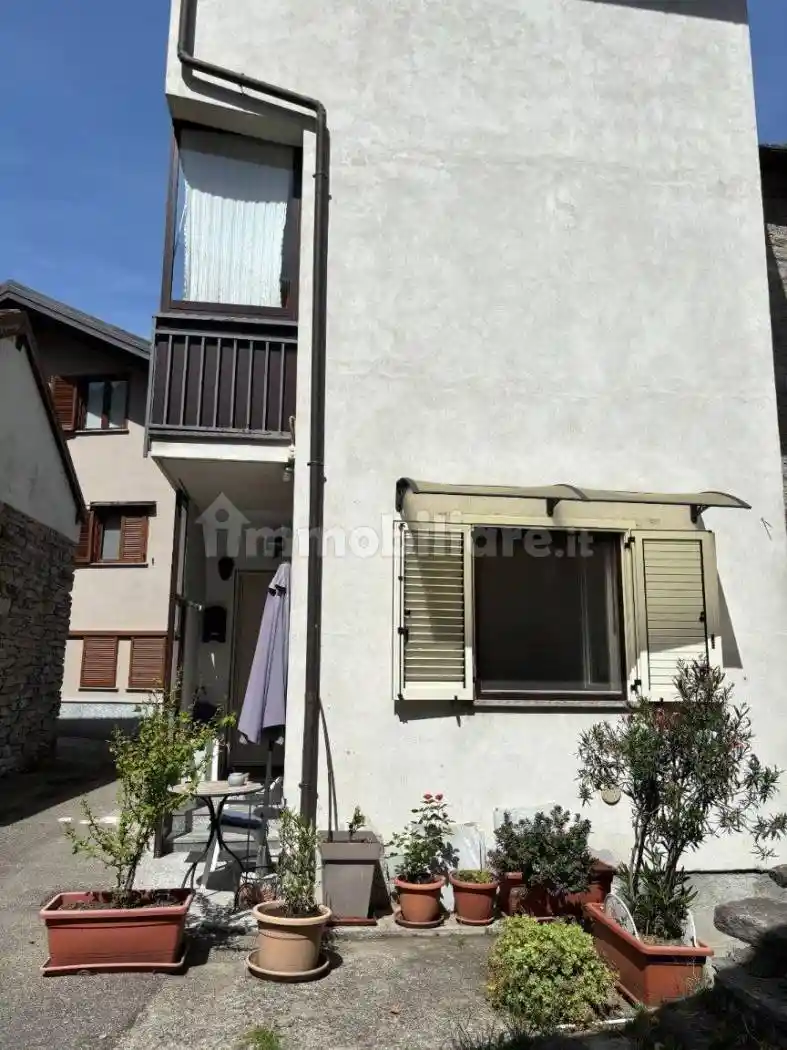 Casa indipendente in vendita a Beura-Cardezza