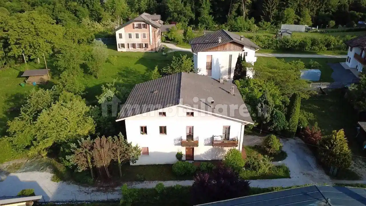 Casa indipendente in vendita a Belluno