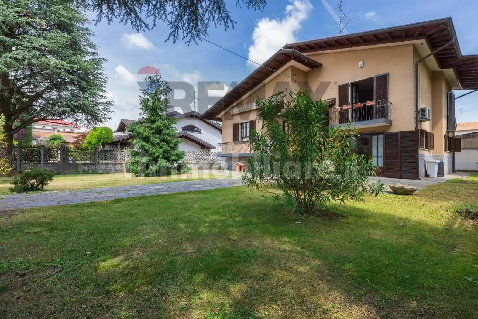 Villa in vendita a Busto Arsizio