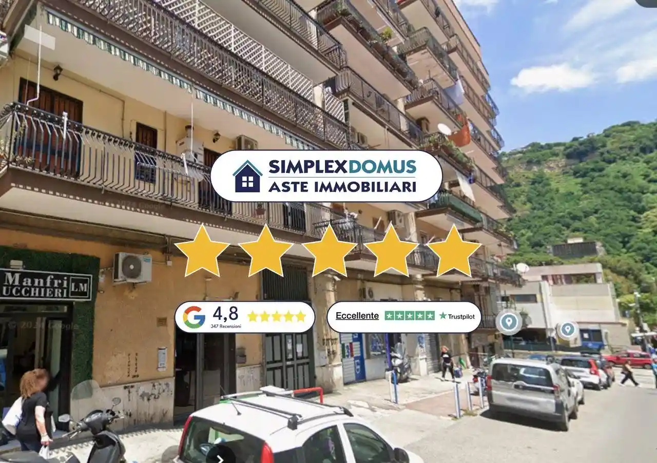 Appartamento in vendita a Napoli