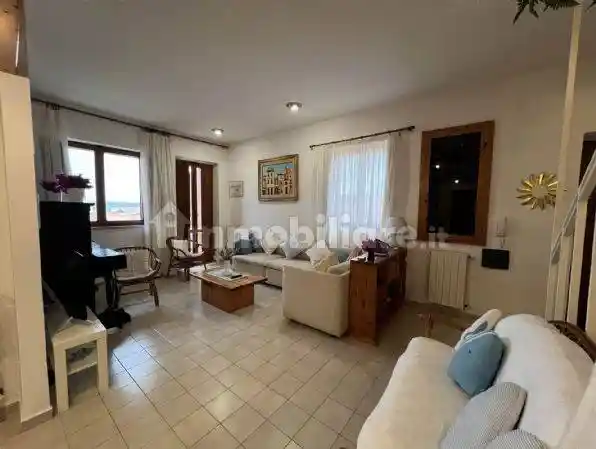 Appartamento in vendita a La Maddalena