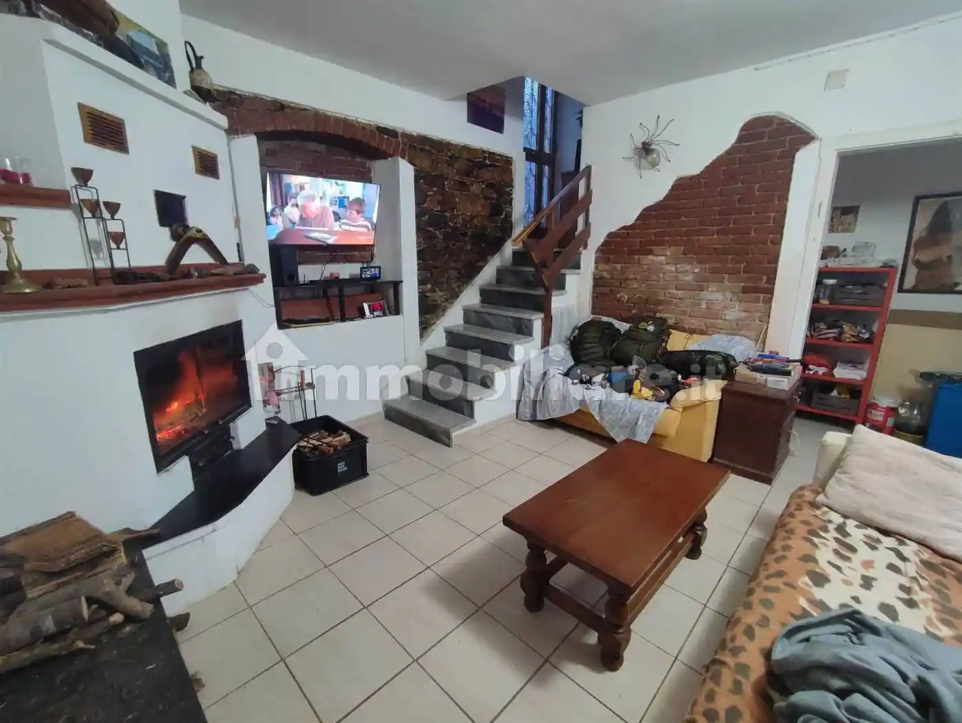 Casa indipendente in vendita a Luni