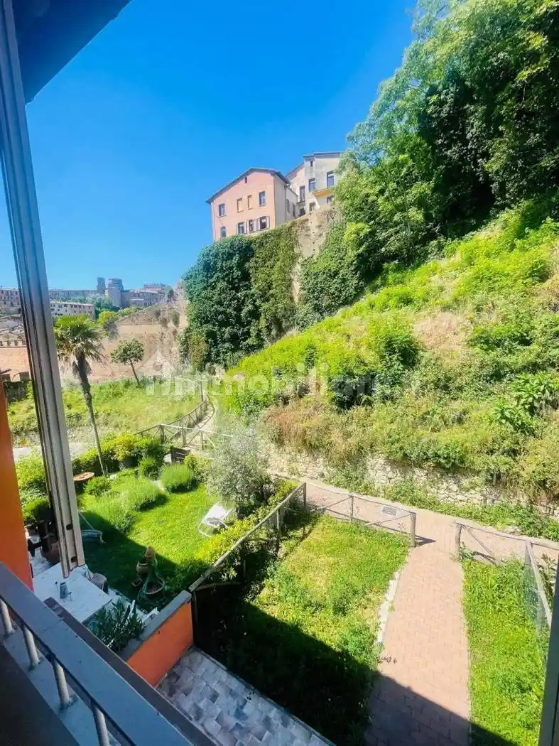 Appartamento in vendita a Siena