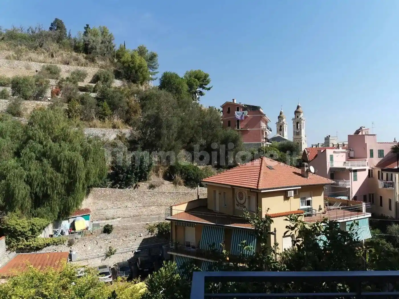 Appartamento in vendita a Laigueglia