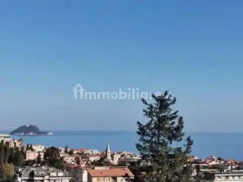 Villa in vendita a Alassio