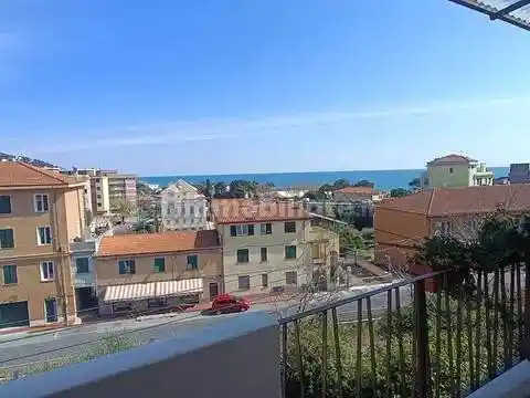 Appartamento in vendita a Andora