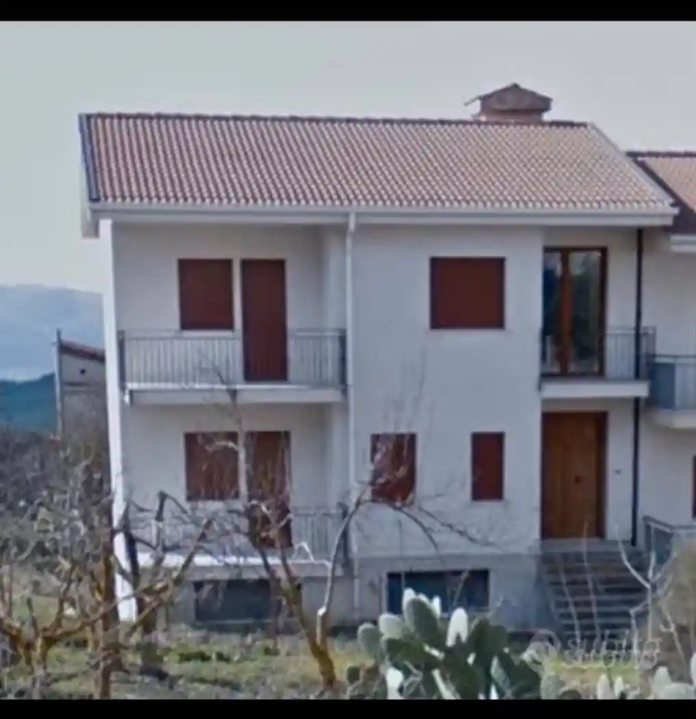 Palazzo - Edificio in vendita a Bisacquino