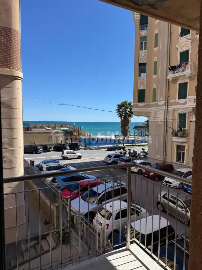 Appartamento in affitto a Savona