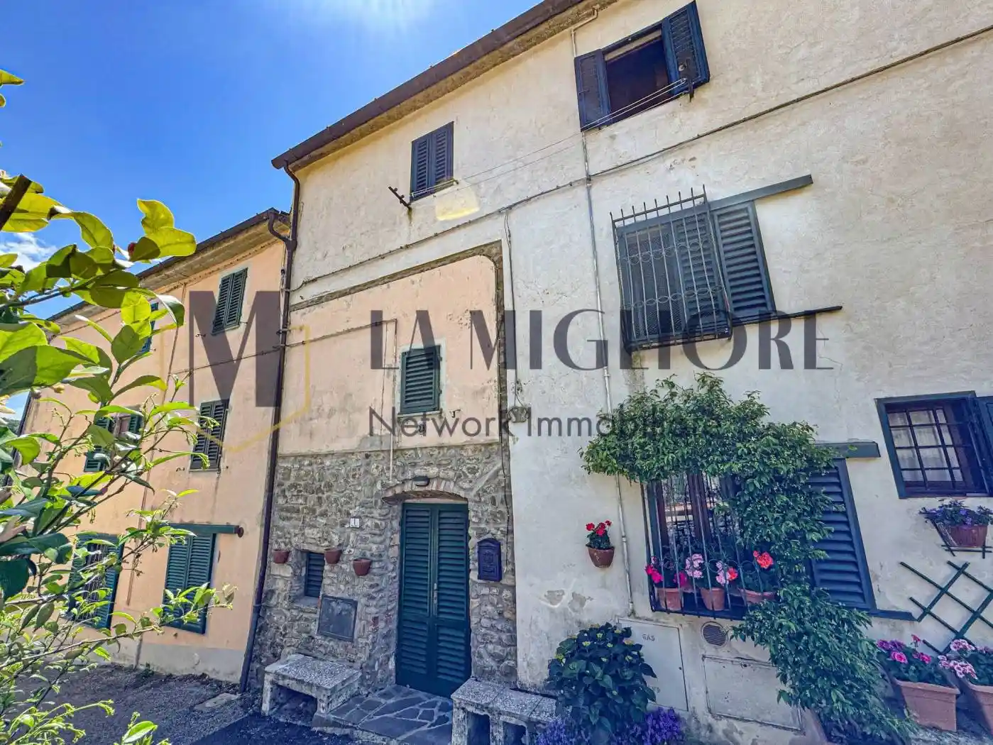 Casa indipendente in vendita a Pistoia