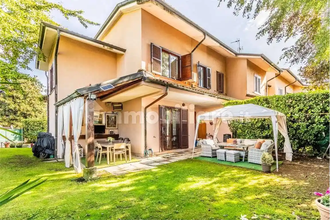 Villetta a schiera in vendita a Lainate