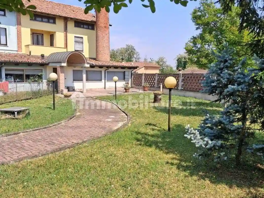Villetta a schiera - foto 2