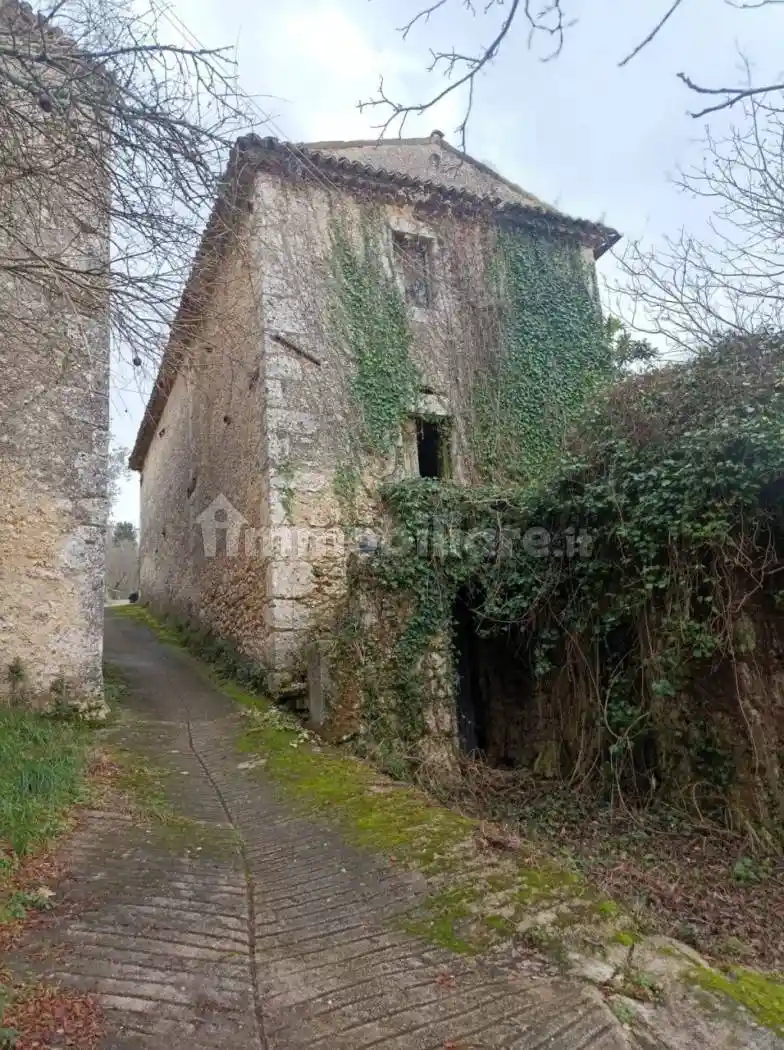 Rustico - Casale in vendita a Arpino