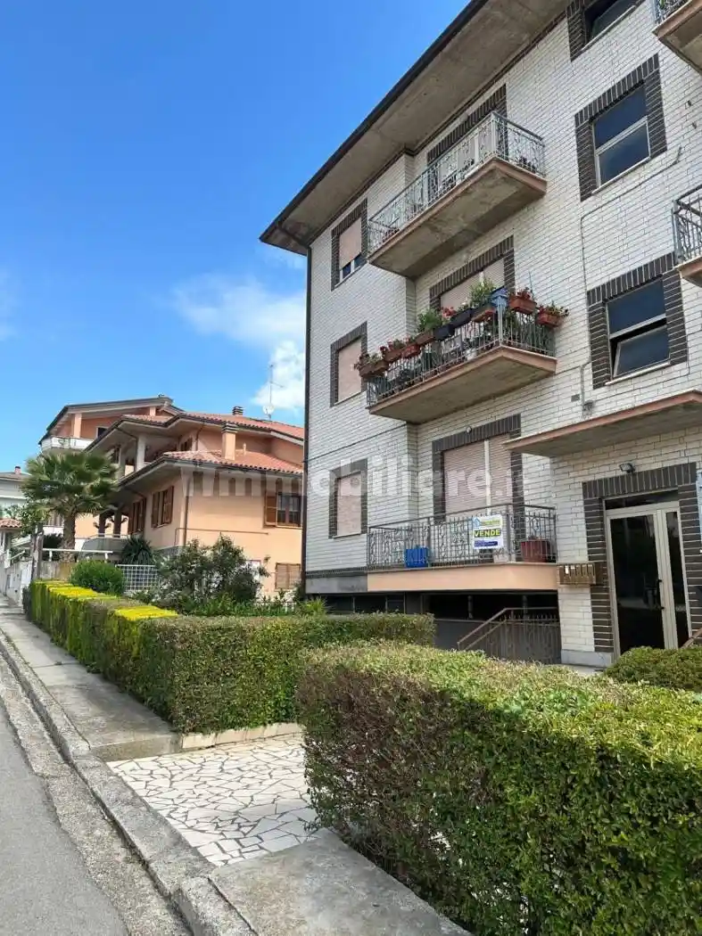 Appartamento in vendita a Nereto