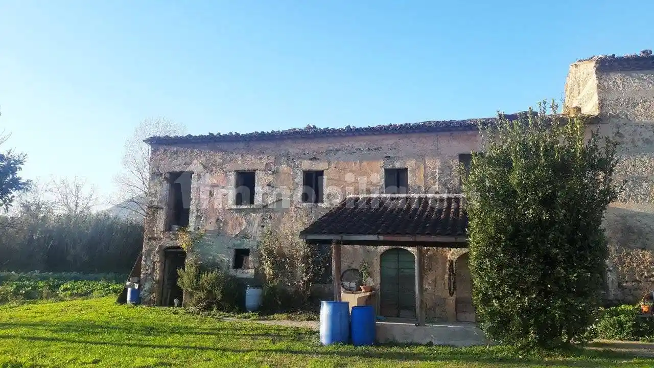 Rustico - Casale in vendita a Sora