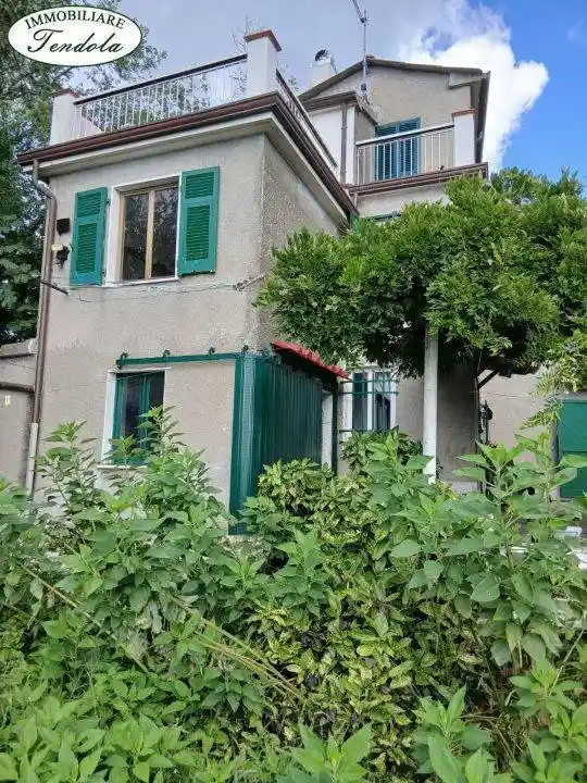 Rustico - Casale in vendita a Fosdinovo