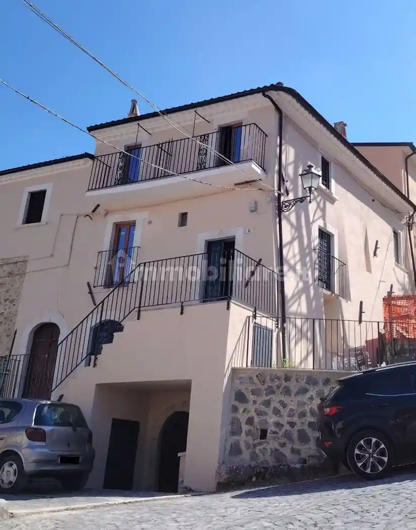 Appartamento in vendita a Tione degli Abruzzi