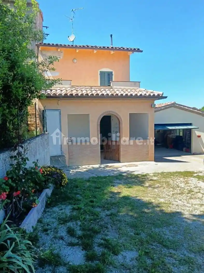 Villetta a schiera in vendita a Sassocorvaro Auditore