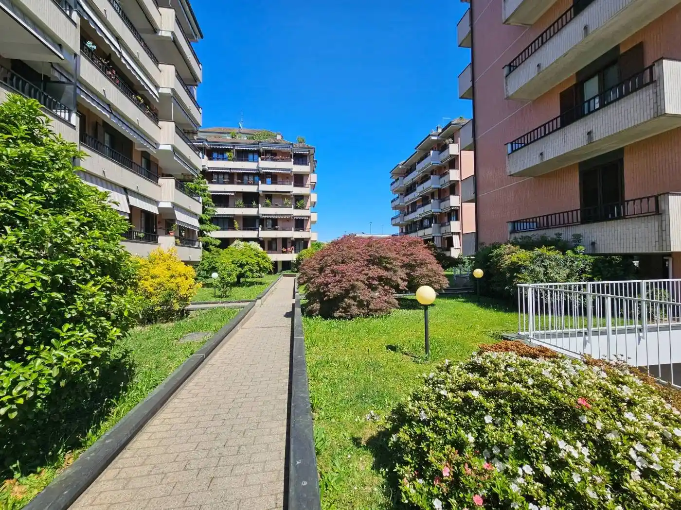 Appartamento in vendita a Rho