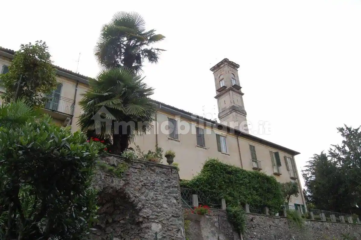 Appartamento in vendita a Lambrugo