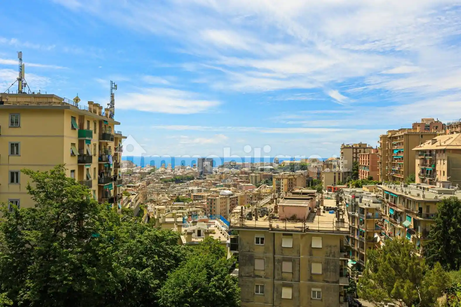 Appartamento in vendita a Genova