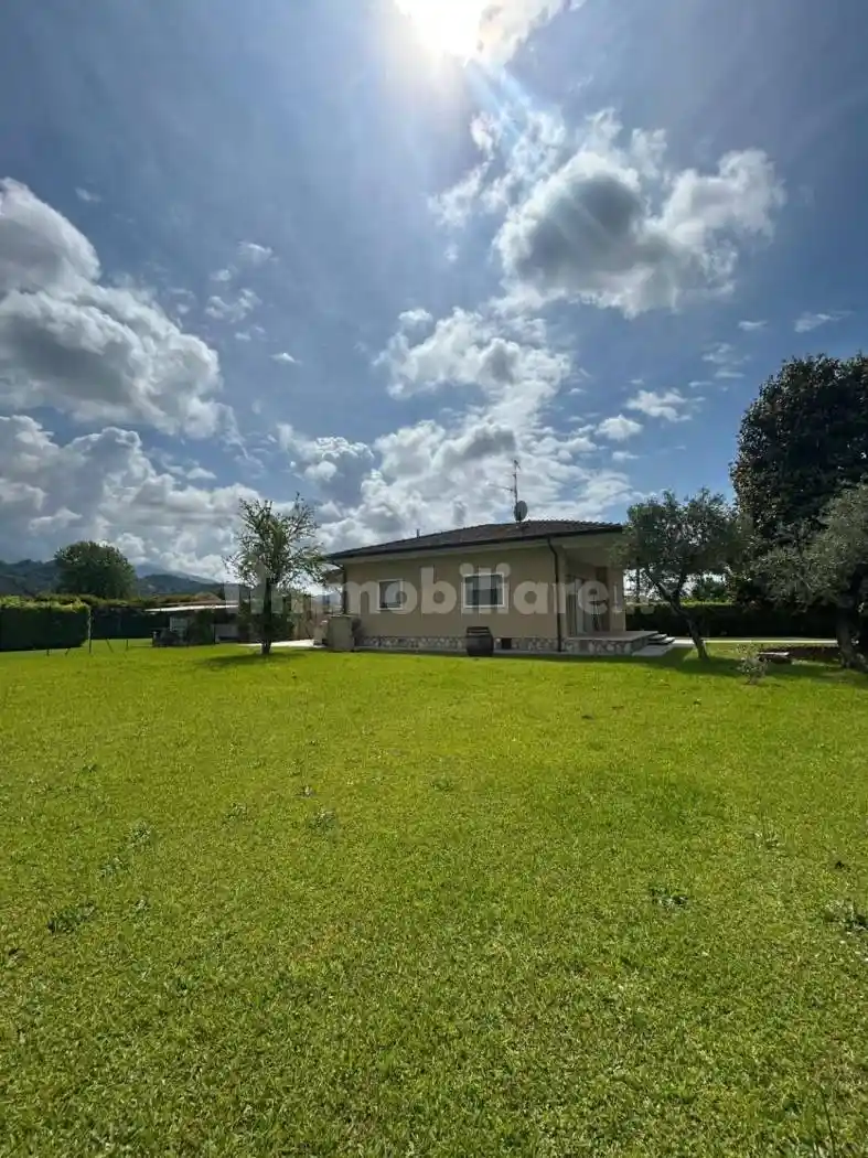 Villa in vendita a Pietrasanta
