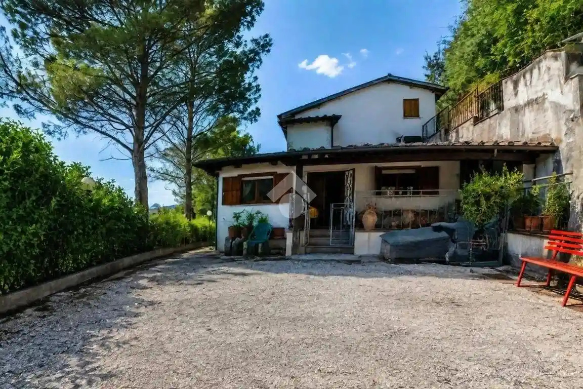 Casa indipendente in vendita a Montefranco