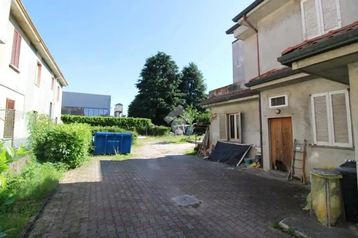 Casa indipendente in vendita a Arcore