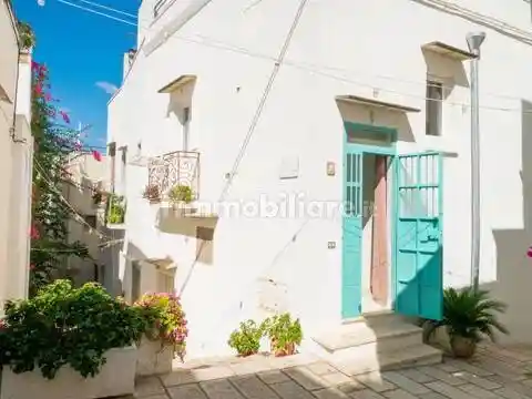 Villa in vendita a Matino