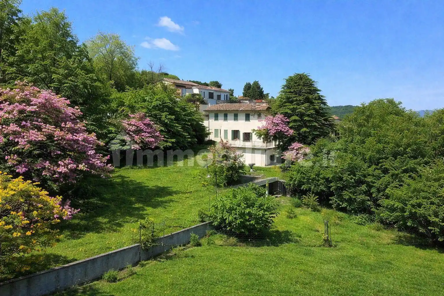 Villa in vendita a Montesegale