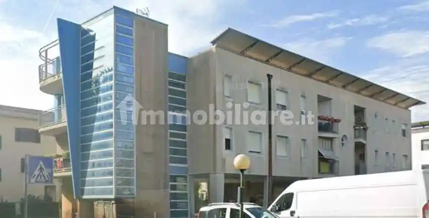 Appartamento in vendita a Viareggio