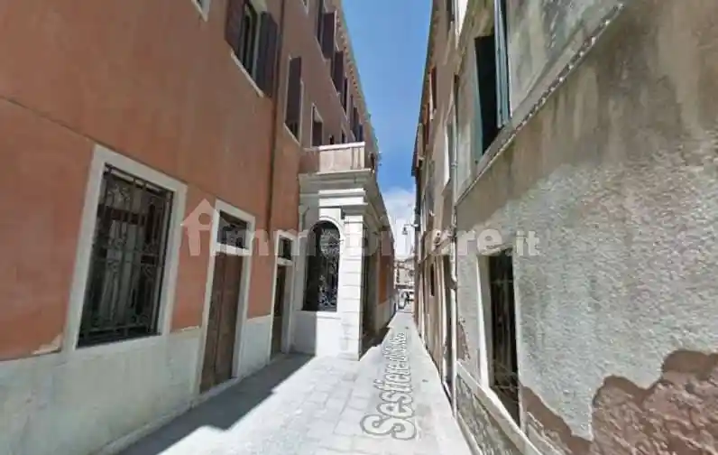 Appartamento in vendita a Venezia