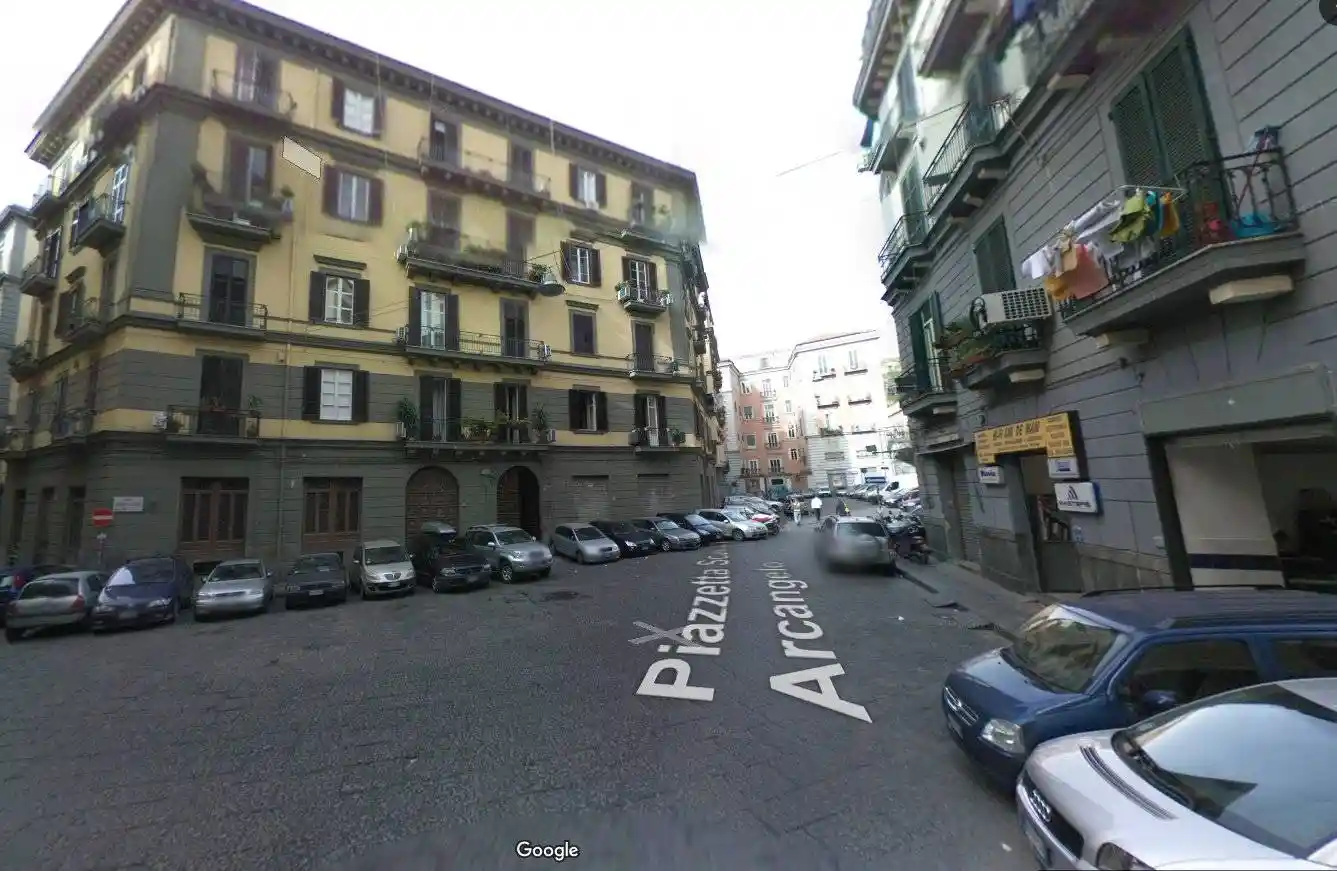 Appartamento in affitto a Napoli
