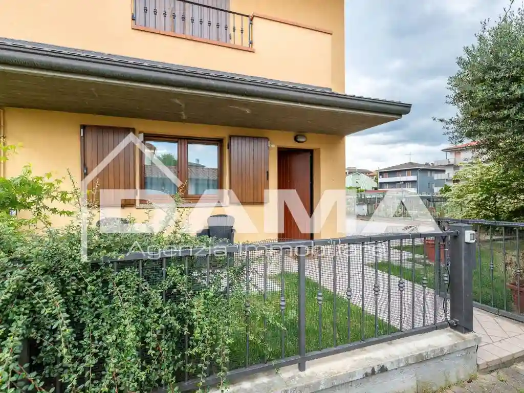 Villetta a schiera - foto 2