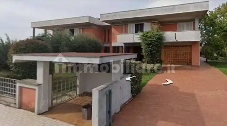 Villa in vendita a Santa Croce sull'Arno
