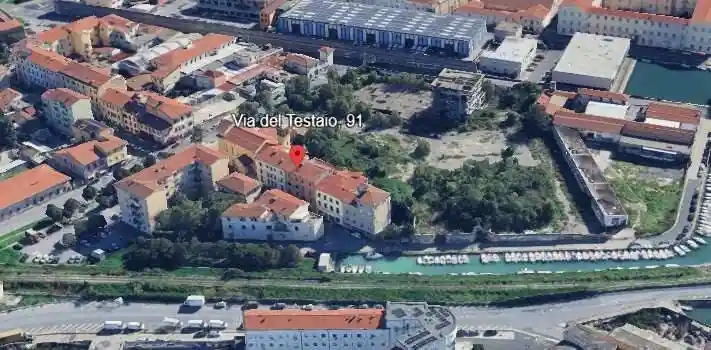 Appartamento in vendita a Livorno